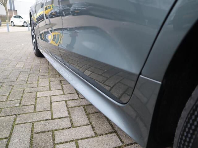 Volvo V60 2.0 T6 Plug-in hybrid AWD Plus Dark | Exterieur Styling Kit | Elektrische stoelen met memory |