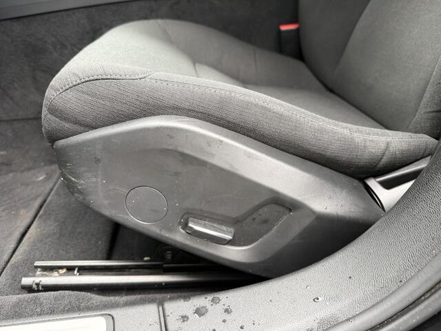 Volvo V60 BWJ 2021 2.0 B4 200 PK Momentum Advantage NIEUW BINNEN !!