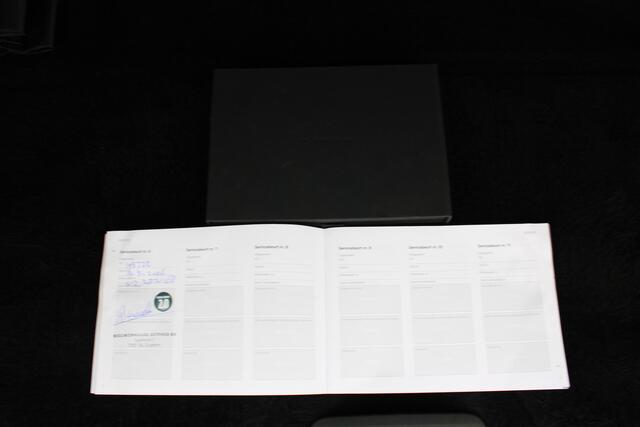 Volvo V60 T8 Recharge AWD Inscription | Trekhaak | Verw. Stoel- & stuurwiel | Apple Carplay/Android Auto | Camera | El. Bestuurdersstoel met geheugen |