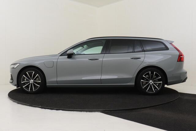Volvo V60 T6 PLUG-IN HYBRID AWD BUSINESS EDITION -HARMAN/KARDON|360°CAM|CLIMATE|ADAP.CRUISE|PRIVACY.GLAS|18"