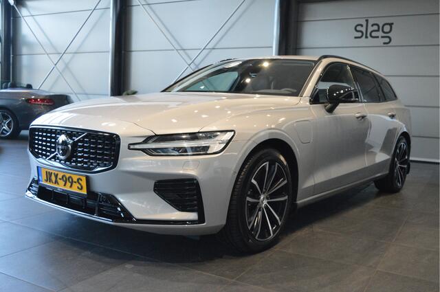 Volvo V60 2.0 T6 Plug-in hybrid AWD Plus Dark leer trekhaak !!