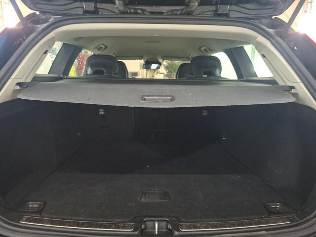 Volvo V60 2.0 B3 Momentum Advantage NL-AUTO | NAVI | LEDER