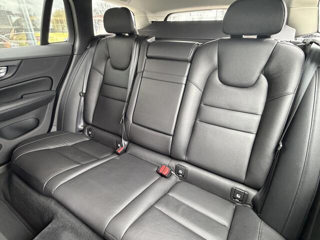 Volvo V60 2.0 T5 Inscription | 1. Eigenaar | Leer | Carplay | Nieuwstaat |
