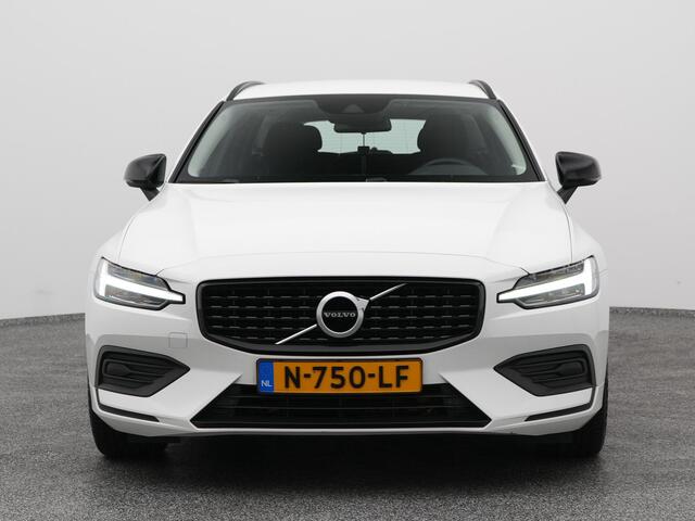 Volvo V60 2.0 B3 Momentum Advantage | CRUISE | TREKHAAK