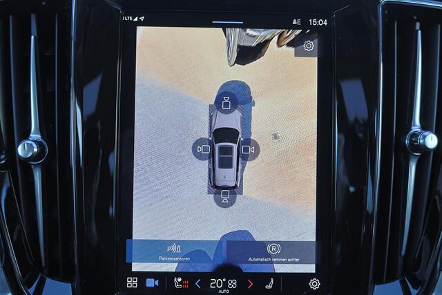 Volvo V60 T6 Recharge AWD Core Bright - IntelliSafe Assist & Surround - 360º Camera - Harman/Kardon audio - Adaptieve LED koplampen - Verwarmde voorstoelen, stuur & achterbank - Parkeersensoren voor & achter - Extra getint glas - 18' LMV