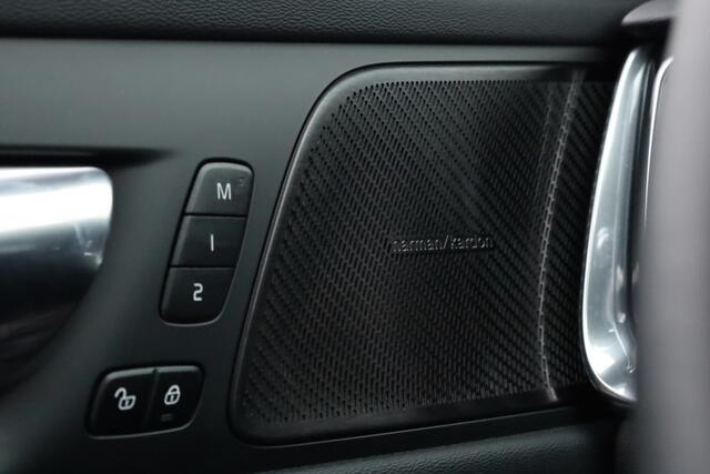 Volvo V60 2.0 T6 Plug-in hybrid AWD Plus Dark | S/K-dak | Harman/Kardon | Memory | Stoel-stuur-ruitverw. | 360*+PDC | Adapt. Cruise | Elek. Klep | 18'' | LED V