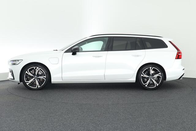 Volvo V60 2.0 T8 390pk Twin Engine AWD R-Design Trekhaak Camera harman/kardon Stoelverwarming Navigatie