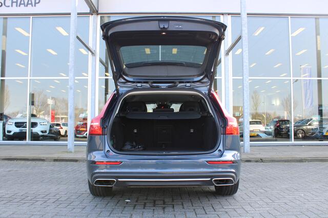 Volvo V60 B3 R-Design | El. Voorstoelen | Adapt. Cruise | Trekhaak | Verw. Voorstoelen & Achterbank | Camera |