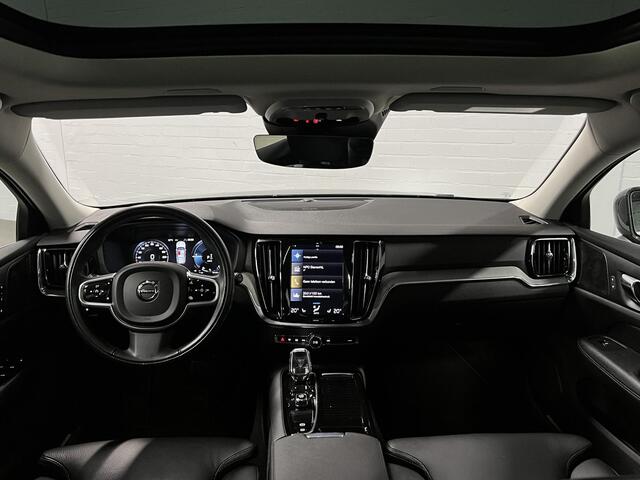 Volvo V60 2.0 T6 Recharge AWD Inscription Open dak | Stuur-/stoelverwarming | Achteruitrij camera | Harman Kardon | Cruise control | Carplay