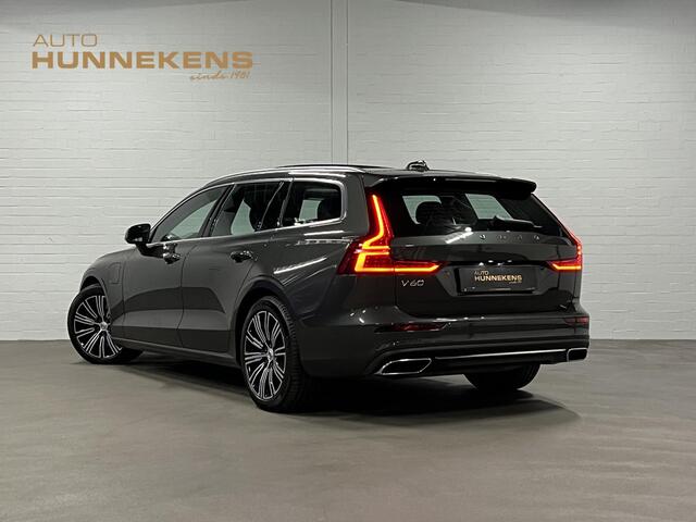 Volvo V60 2.0 T6 Recharge AWD Inscription Open dak | Stuur-/stoelverwarming | Achteruitrij camera | Harman Kardon | Cruise control | Carplay