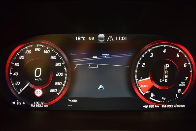 Volvo V60 2.0 T5 250pk AUT8 Momentum Trekhaak 1800kg/ Leer/ Pano/ Stoelverw.