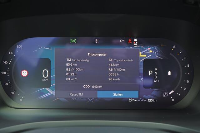 Volvo V60 B4 Essential Edition - Intellisafe Assist/Surround - LED-koplampen - Google Infotainment - Parkeersensoren v/a - Parkeercamera achter - Verwarmbare voorstoelen/achterbank - Verwarmbaar stuurwiel - 18' velgen