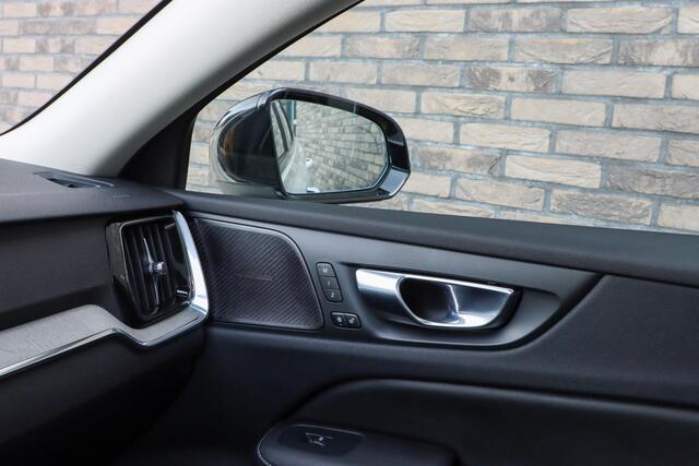 Volvo V60 T6 Plug-in hybrid AWD Plus Dark | PHEV | Long Range | Pilot Assist | Trekhaak | Panoramadak | Rijklaarprijs - incl.garantie