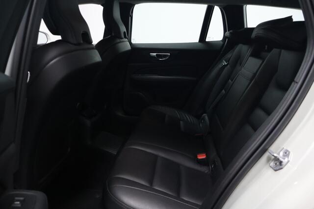 Volvo V60 2.0 T6 AWD Inscription Expression | Trekhaak | Camera | winter-p