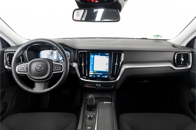 Volvo V60 2.0 B3 Momentum Advantage Trekhaak