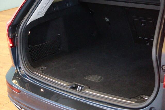 Volvo V60 2.0 T8 Twin Engine AWD Inscription | NAVI | CAMERA + PDC | ADAP CRUISE | LEER | TREKHAAK INKL |