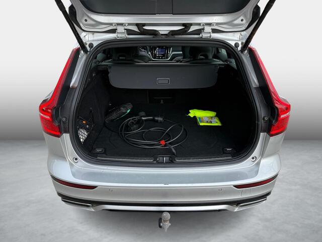 Volvo V60 2.0 T6 Recharge AWD R-Design