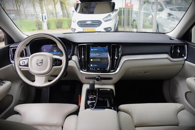 Volvo V60 2.0 T6 Plug-in hybrid AWD Plus Dark |ACC|CAMERA|