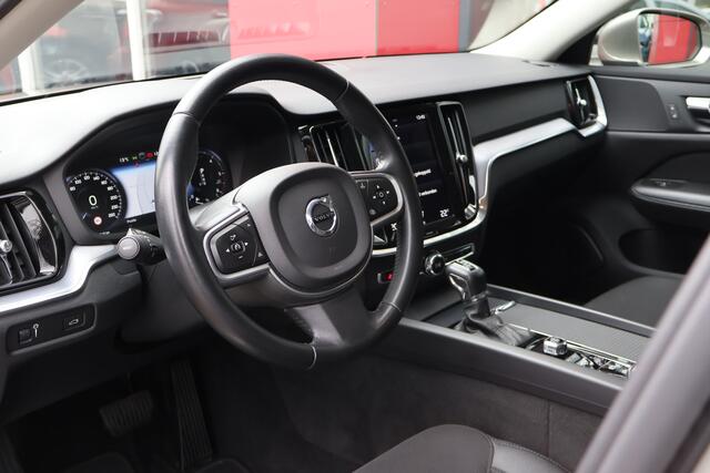Volvo V60 2.0 D4 Momentum Pro | Origineel NL | Trekhaak | Polestar Engineered | Navigatie | Cruise Control |