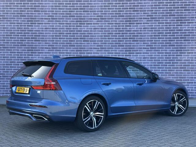 Volvo V60 2.0 T6 Recharge AWD R-Design | Trekhaak | Adaptive Cruise Control | BLIS | Memory Seats | 19" | Stoel & Stuurverwarming | Actieve Bochtverlichting | CarPlay |