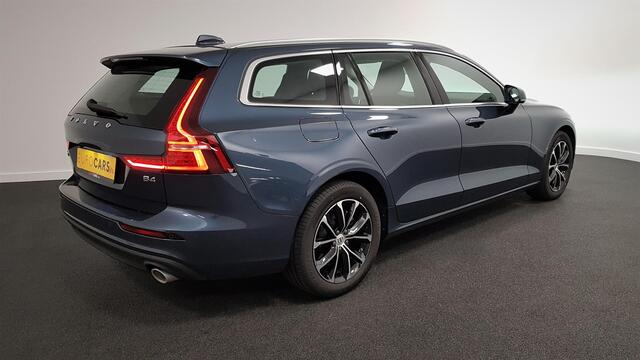 Volvo V60 2.0 B4 197 pk Automaat Momentum Pro Navigatie Climate control Adaptive cruise Control Led DAB Electrisch bedienbare achterklep Parkeer sensoren