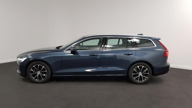 Volvo V60 2.0 B4 197 pk Automaat Momentum Pro Navigatie Climate control Adaptive cruise Control Led DAB Electrisch bedienbare achterklep Parkeer sensoren