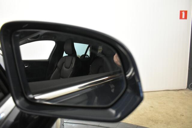 Volvo V60 2.0 T6 Recharge AWD PHEV R-Design 360°Camera Vol Leder