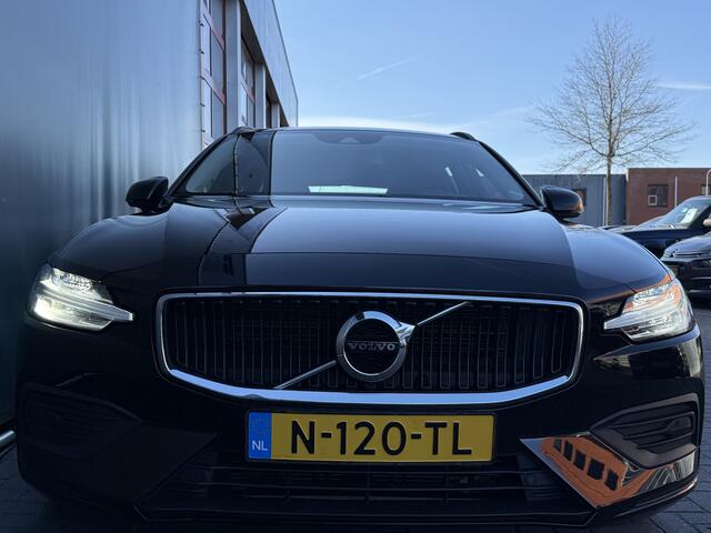Volvo V60 BWJ 2022 2.0 B4 200 PK Momentum AUTOMAAT | TREKHAAK | STOEL + STUURVERW. | FULL LED | CAMERA | ADAPTIVE CRUISE | CARPLAY + ANDROID | NAVI | CLIMA | LMV | PDC