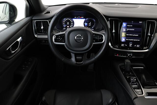 Volvo V60 T8 RECHARGE AWD R-DESIGN -PANO.DAK|HARMAN/KARDON|360°CAM|HEAD UP DISP.|STANDKACHEL|PRIVACY.GLAS