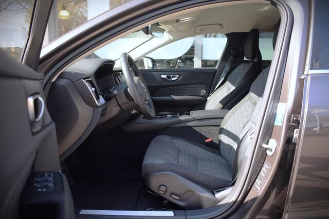 Volvo V60 2.0 T6 PHEV AWD Core Bright |ACC|CAM|STOEL+STUURVW