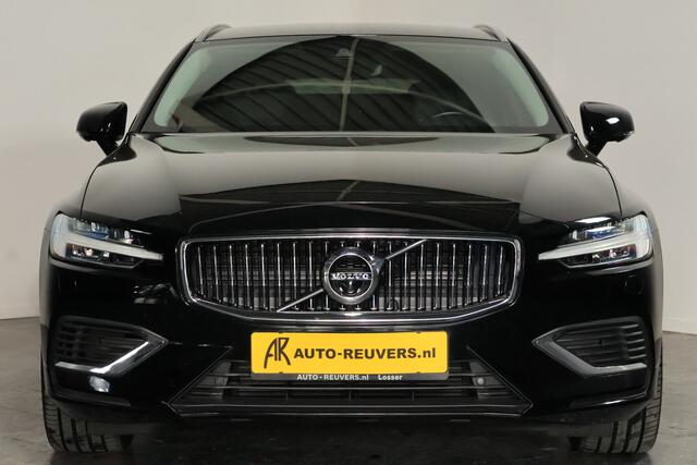 Volvo V60 2.0 T8 Twin Engine AWD Momentum Pro / Pilot assist / HUD / HK / Trekhaak