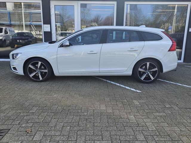 Volvo V60 2.0 T4 Business Sport | 190 PK | R-design | Automaat