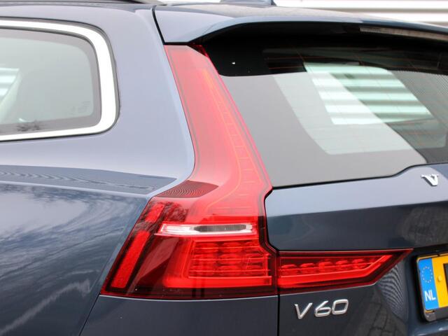 Volvo V60 2.0 B3 Momentum Business Automaat / Adaptieve Cruise Control / 360* camera / Climate Pack / Parking Pack / Trekhaak