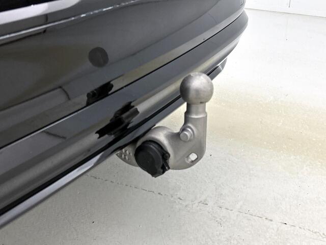 Volvo V60 2.0 T6 AWD + Dark