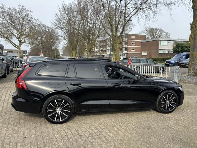Volvo V60 T6 Recharge AWD Long Range Plus Dark Pano 360 Keyless Pilot Assist