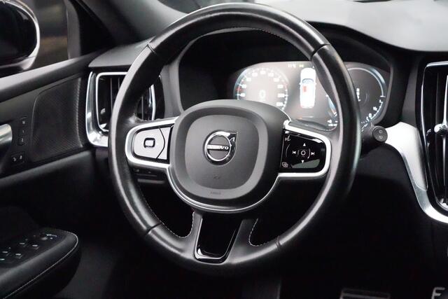 Volvo V60 2.0 T6 Recharge AWD R-Design 340pk Panoramadak/360Camera/HarmanKardon