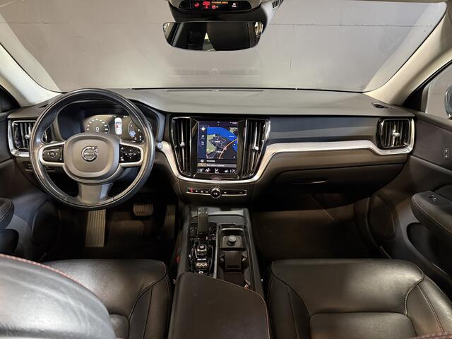 Volvo V60 2.0 B4 Business Pro | R-Design | Stoel/Stuurverwarming | Camera | Navi | Panoramadak
