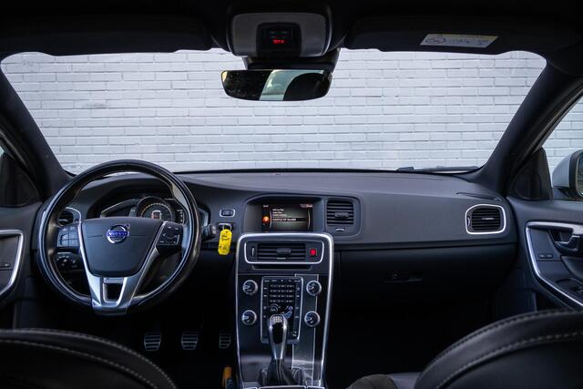 Volvo V60 2.0 R-Design|Leer.alc|Trekhaak |Sportstoelen