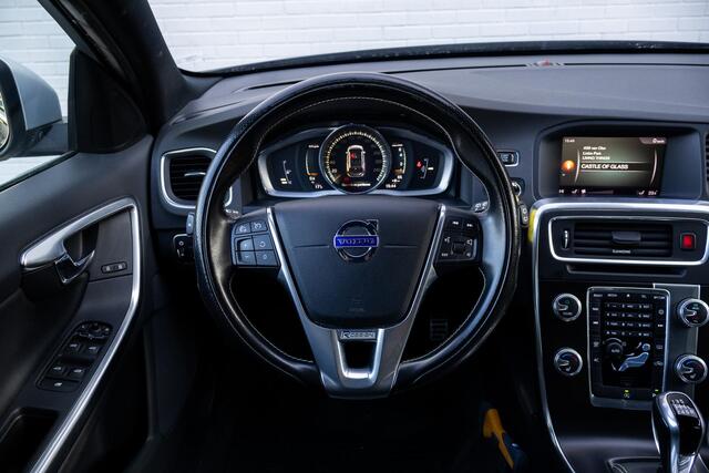Volvo V60 2.0 R-Design|Leer.alc|Trekhaak |Sportstoelen