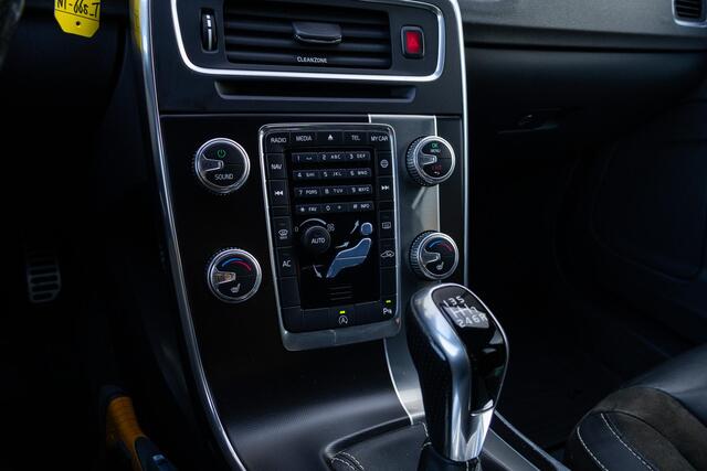 Volvo V60 2.0 R-Design|Leer.alc|Trekhaak |Sportstoelen