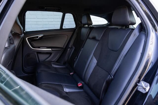 Volvo V60 2.0 R-Design|Leer.alc|Trekhaak |Sportstoelen