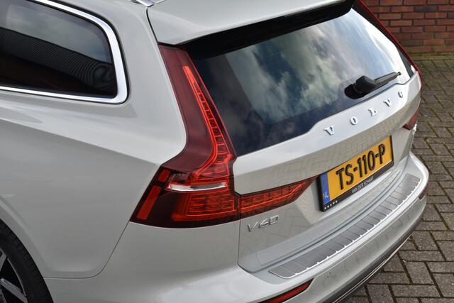 Volvo V60 T5 252PK Automaat Momentum | Scandinavian Line | Lederen bekleding | Park Assist |