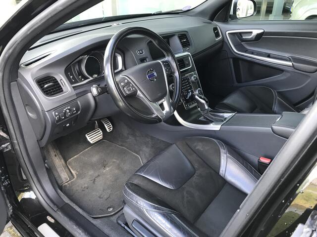 Volvo V60 2.0 T4 Polar+ Sport R-design Automaat | Rijklaar incl garantie | Camera Standkachel Keyless Stuurverwarming