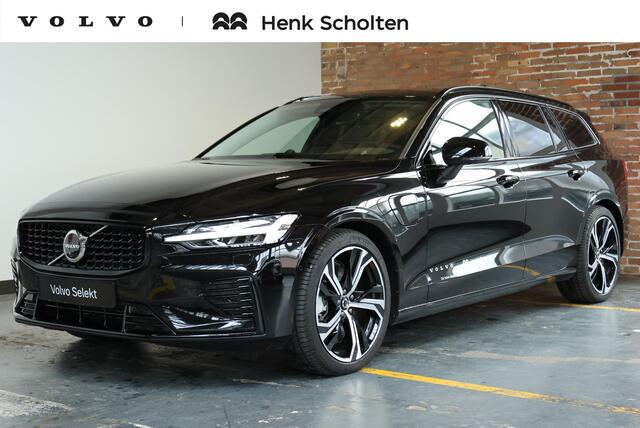 Volvo V60 T8 Plug-in hybrid AWD Ultra Dark | Bowers & Wilkins Premium Audio | Stoelverwarming | 360° Parkeercamera | Parkeersensoren voor + achter | Massage in voorstoelen | Semi Electrische Wegklapbare Trekhaak | Google Infotainment | 19'' Lichtmetalen velgen