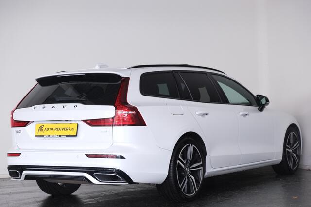 Volvo V60 2.0 T8 Recharge AWD R-Design / Panoramadak / Leder / Carplay / DAB / Head-up / Navi