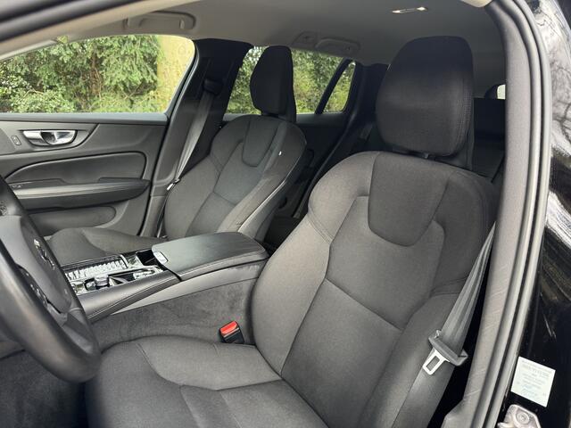 Volvo V60 2.0 T6 Recharge AWD, Camera, Stuurwielv.