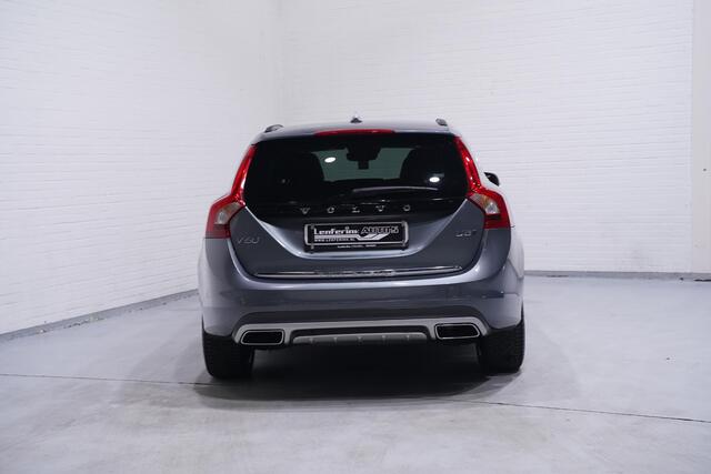 Volvo V60 2.4 D5 Twin Engine AWD navigatie lederen bekleding lane-assist stoelverwarming private-glas 18"lmv xenon cruise-controlle bliss botswaarschuwing