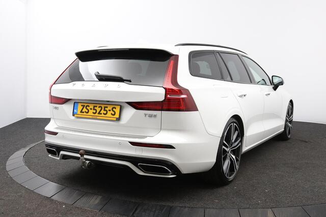 Volvo V60 2.0 T5 R-Design | Panoramadak | Harman/Kardon | Trekhaak |