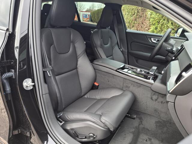 Volvo V60 2.0 T6 Plug-in hybrid AWD Ultra Dark