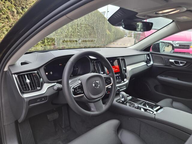 Volvo V60 2.0 T6 Plug-in hybrid AWD Ultra Dark